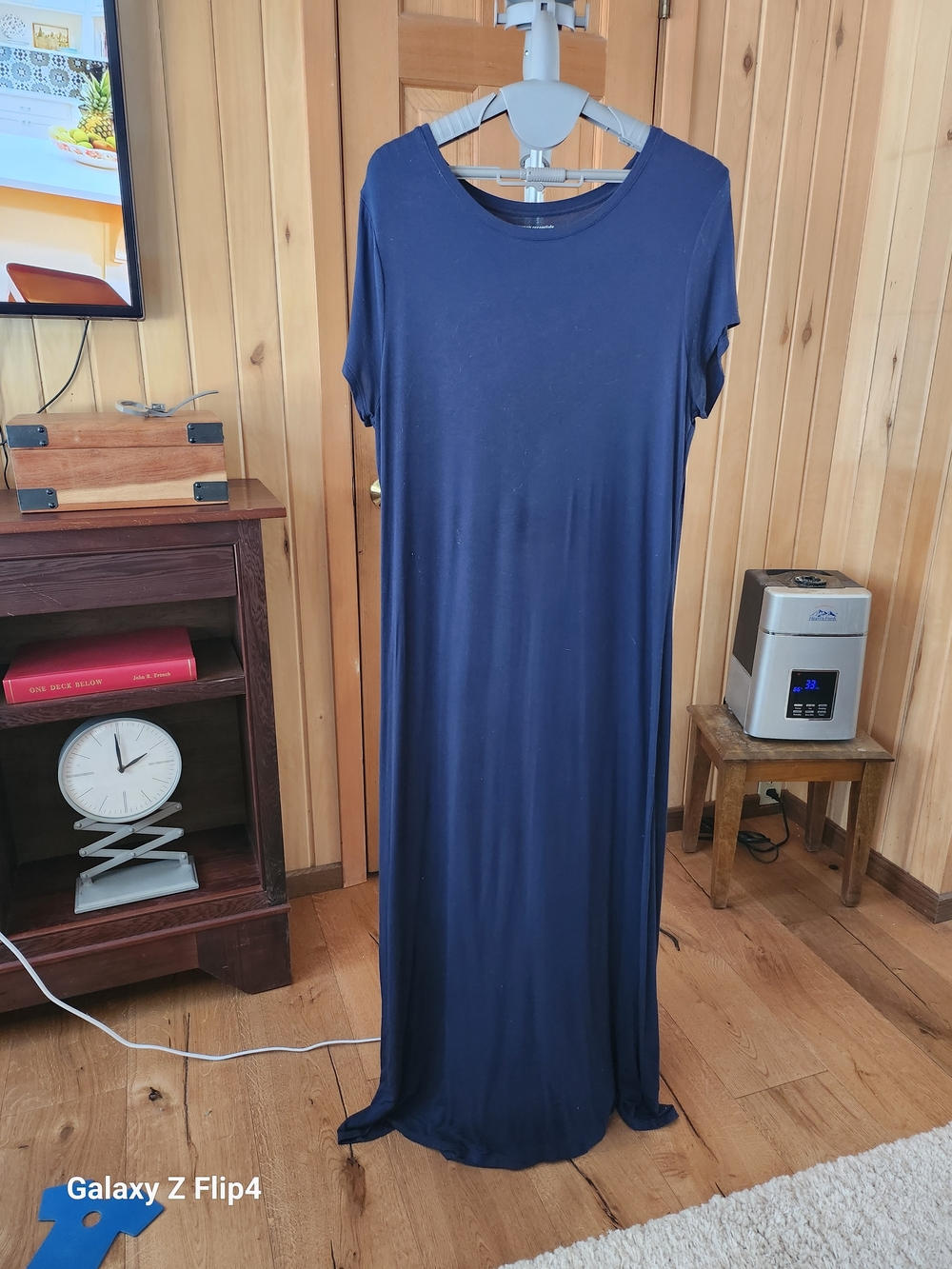 Amazon Essentials Navy Short-Sleeve Maxi Dress